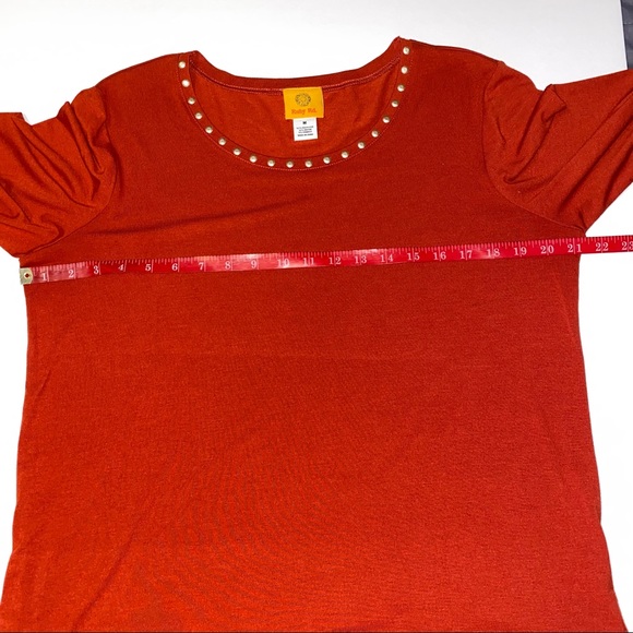 Ruby Rd. Rust Red Top w/ Gold embellishments on the neck, bottom & sleeves - Med - Picture 9 of 12